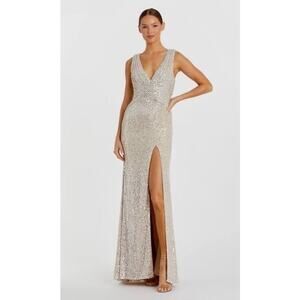 NEW Ieena‎ for Mac Duggal 26598 Nude Sequin V-Neck Wrap Waist Gown Size 2